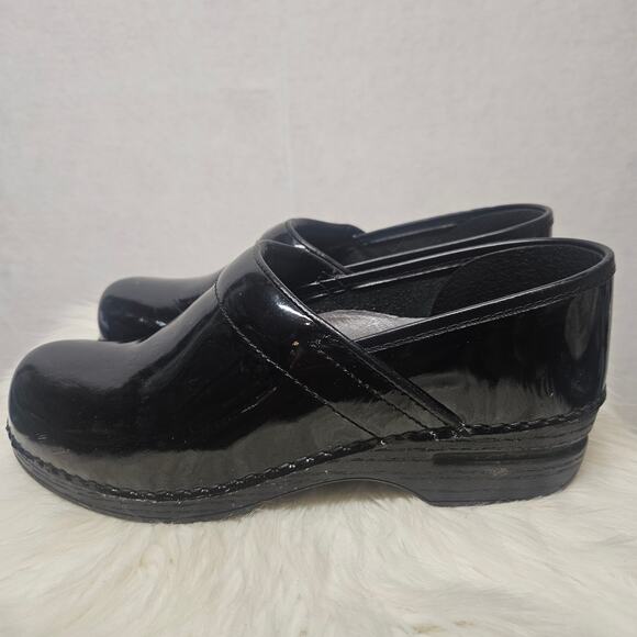 Dansko Black Patent Leather Professional Clogs - Picture 3 of 10